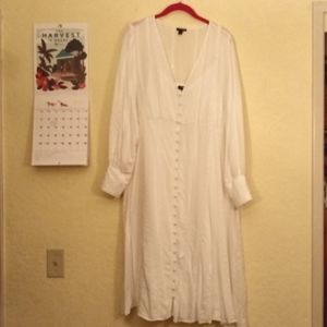 Women Torrid EMBROIDERED BUTTON FRONT MIDI - CHALLIS WHITE Size 2